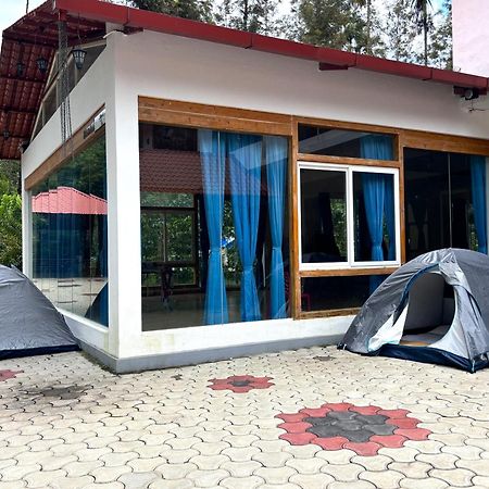 Chikmagalūr Ecstasy Tent Stay With Swimming Pool & Common Washroom מראה חיצוני תמונה