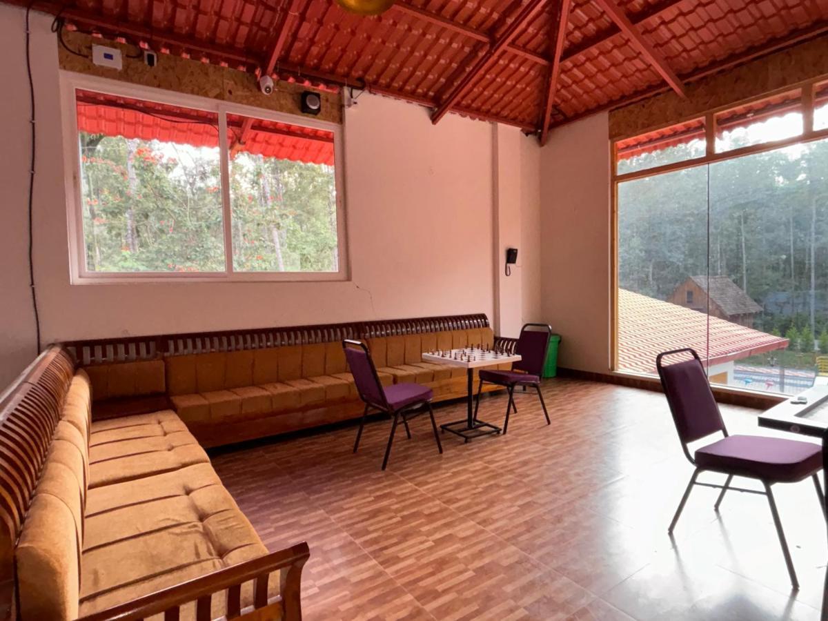 Chikmagalūr Ecstasy Tent Stay With Swimming Pool & Common Washroom מראה חיצוני תמונה
