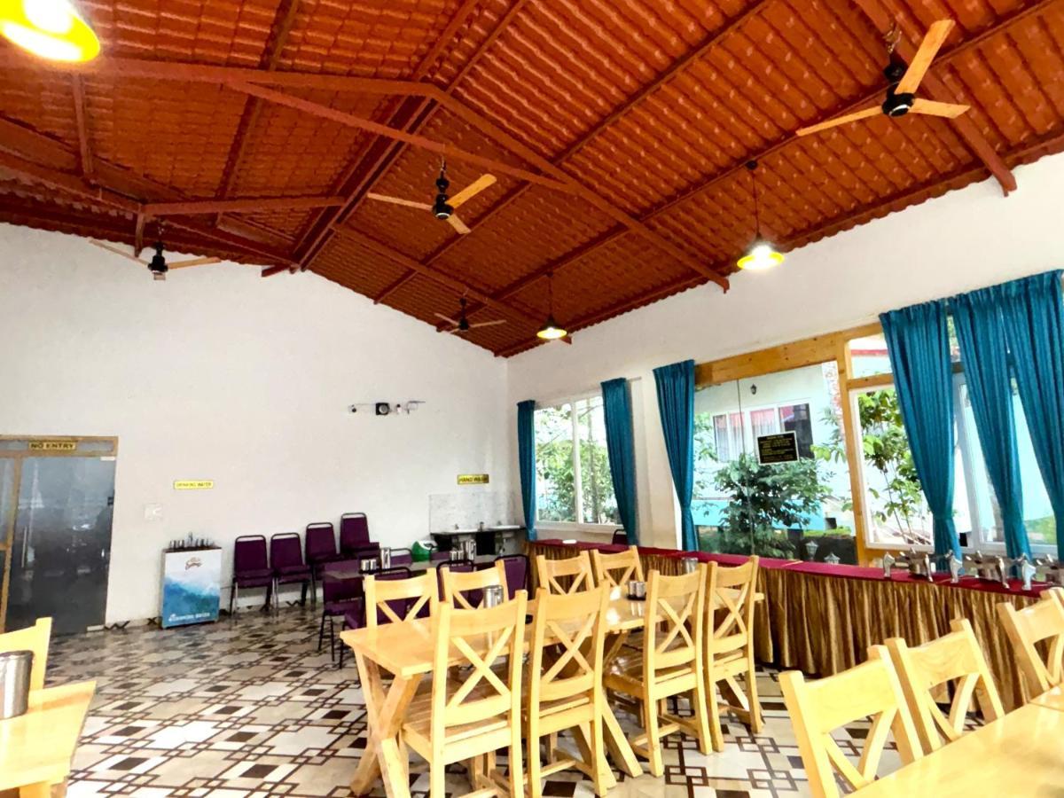 Chikmagalūr Ecstasy Tent Stay With Swimming Pool & Common Washroom מראה חיצוני תמונה