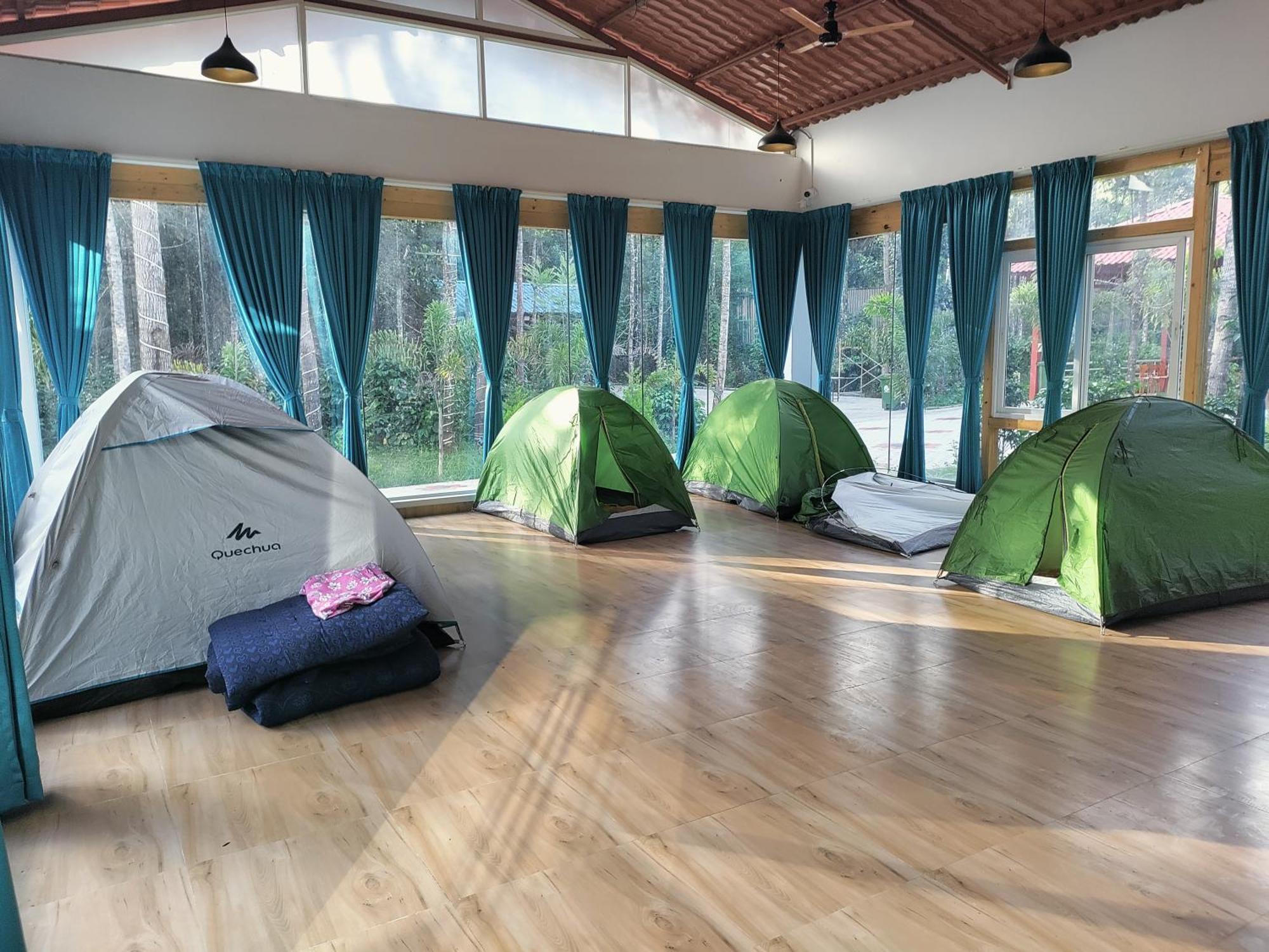 Chikmagalūr Ecstasy Tent Stay With Swimming Pool & Common Washroom מראה חיצוני תמונה