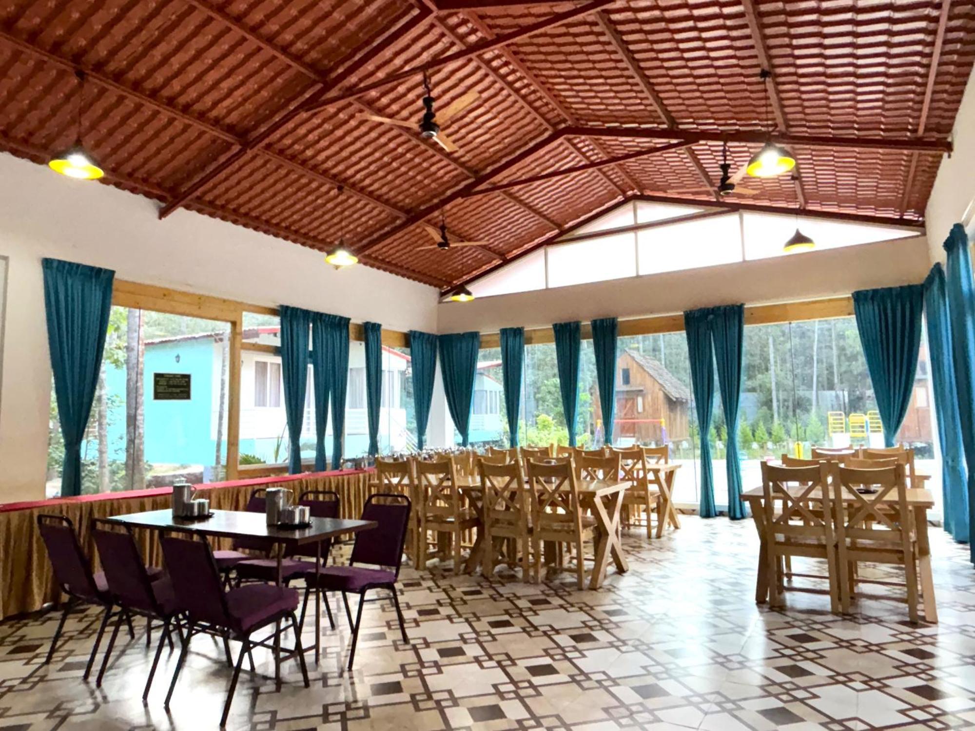 Chikmagalūr Ecstasy Tent Stay With Swimming Pool & Common Washroom מראה חיצוני תמונה